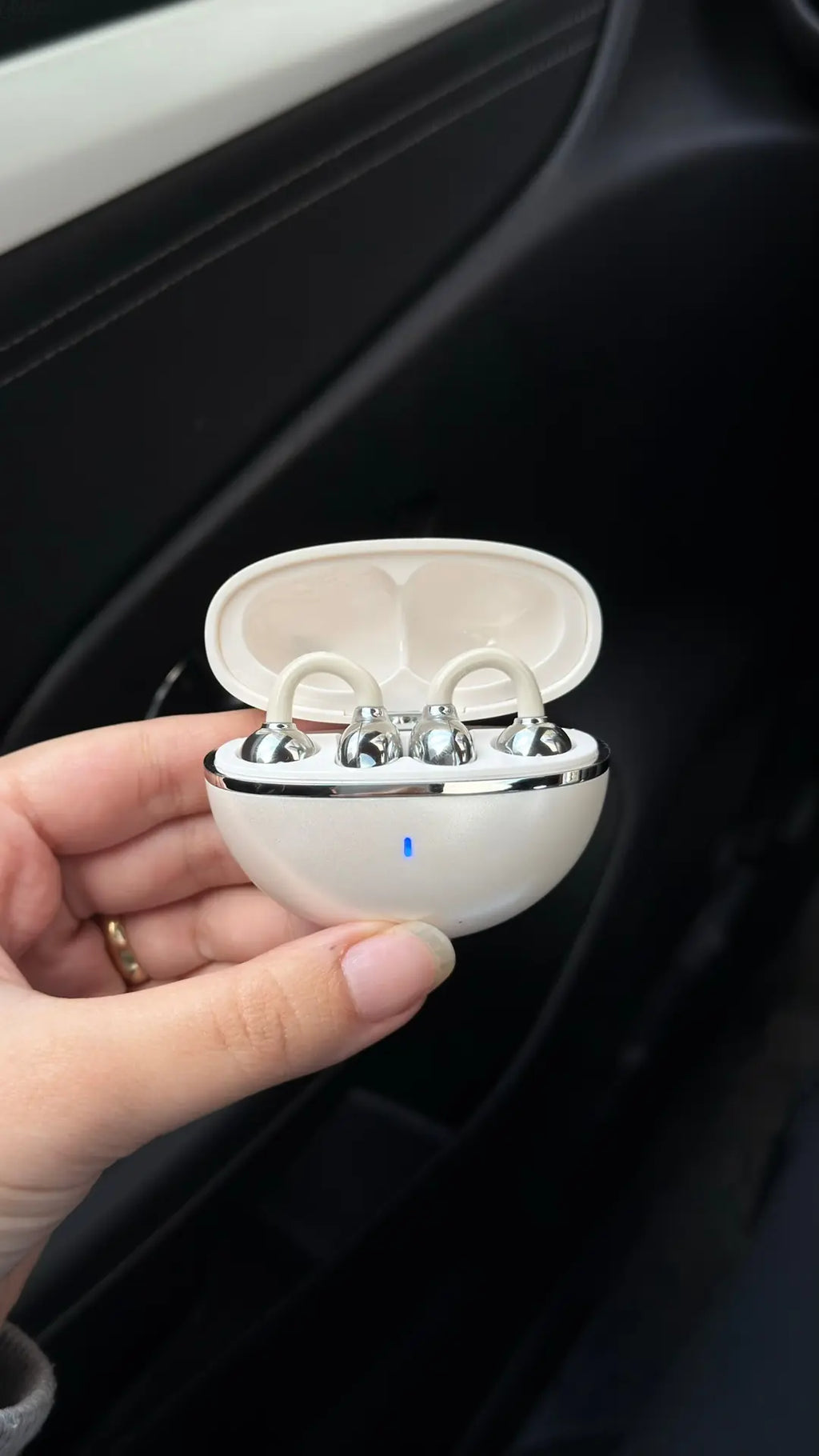 Fiyonk Charm Hediyeli Modern Klips Tasarımlı Kablosuz Kulaklık